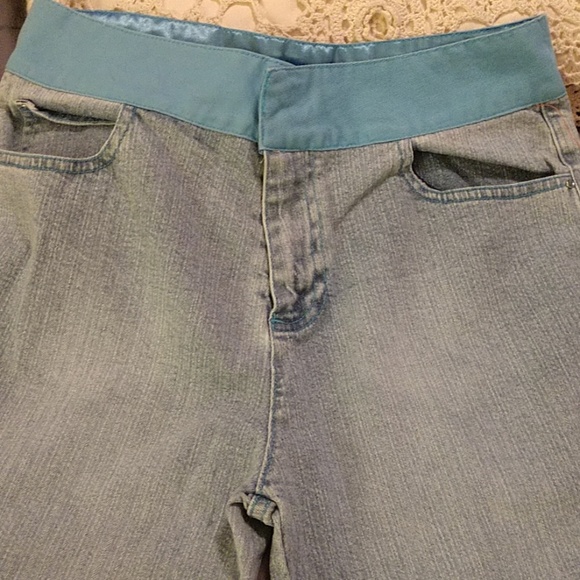 Turquoise Trim Jeans - Picture 5 of 7
